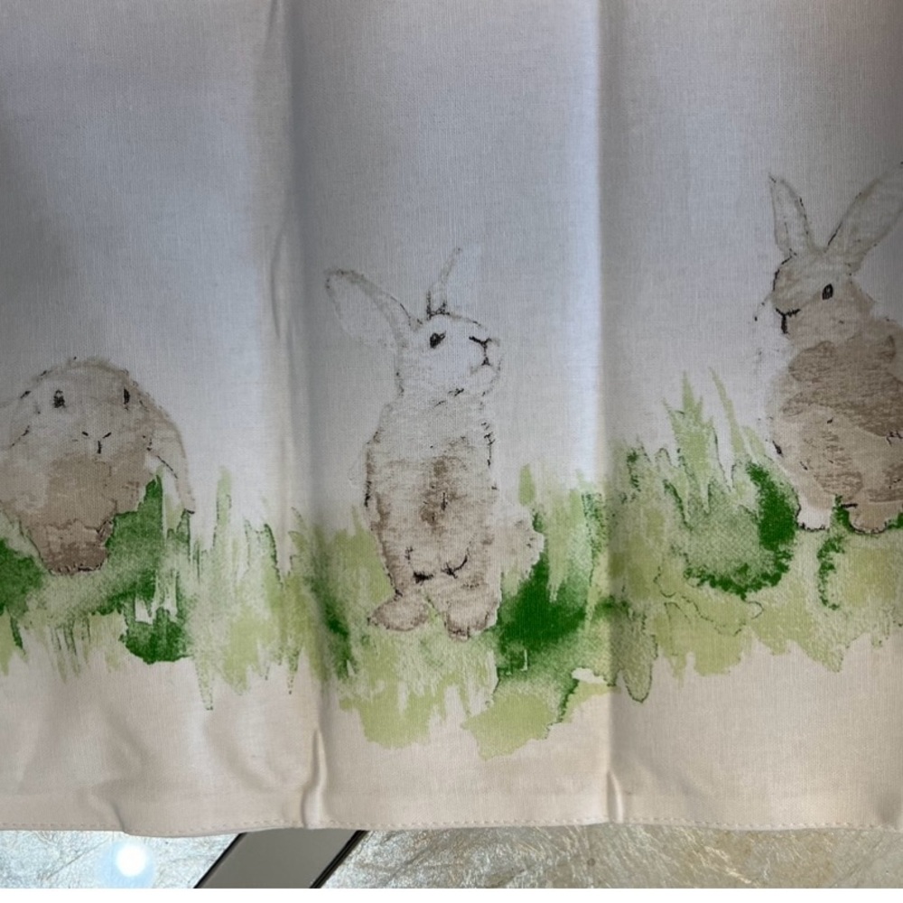 Pottery Barn - Hilltop Garden - New - Table Runner